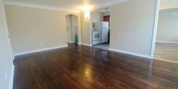 featured image of 7147 Eastlawn Dr