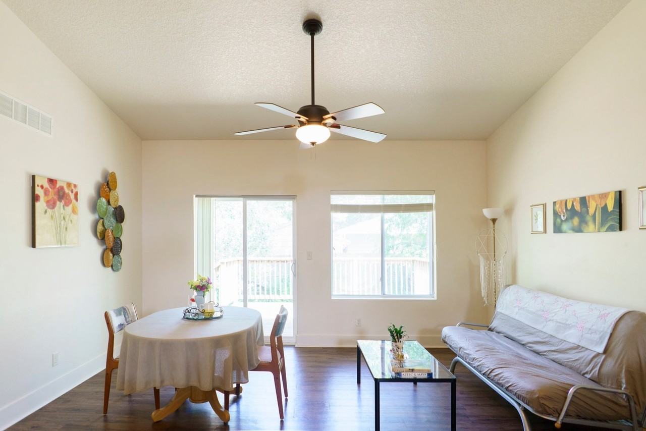 332 Sunflower Drive - Photo 2 of 19