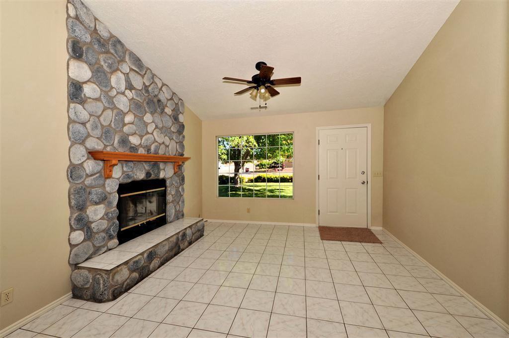 1643 W 1470 N - Photo 3 of 13