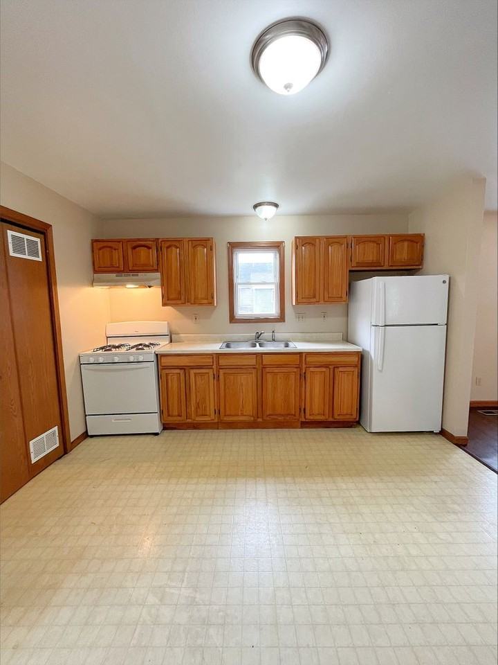 300 Harrison St - Photo 5 of 14