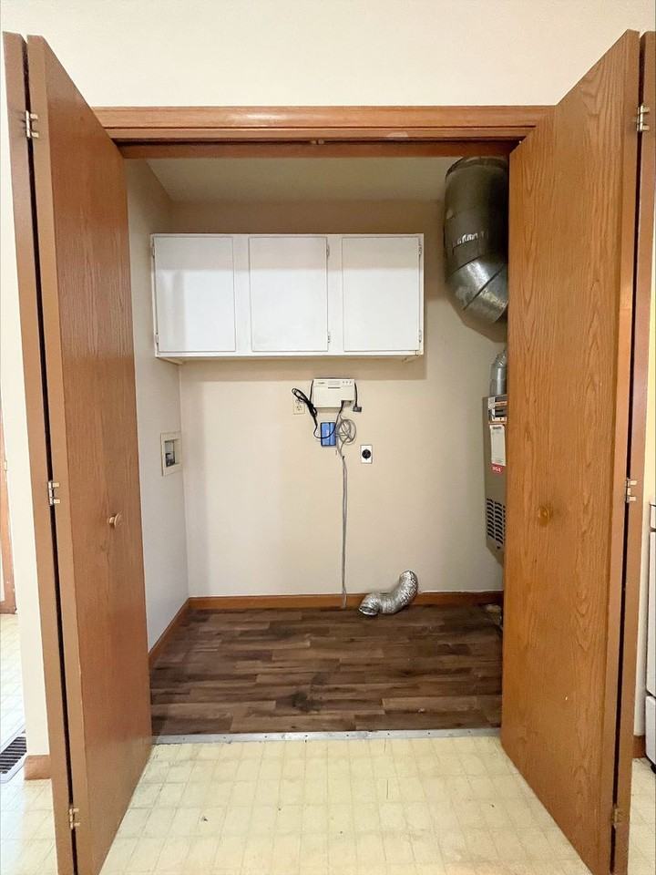 300 Harrison St - Photo 6 of 14