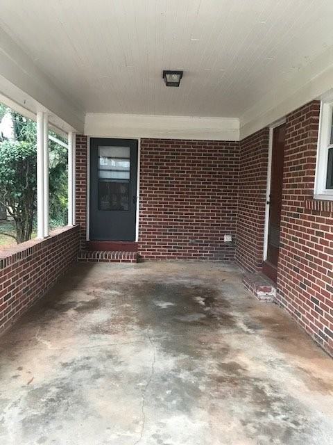 325 Moorefield Dr - Photo 2 of 12