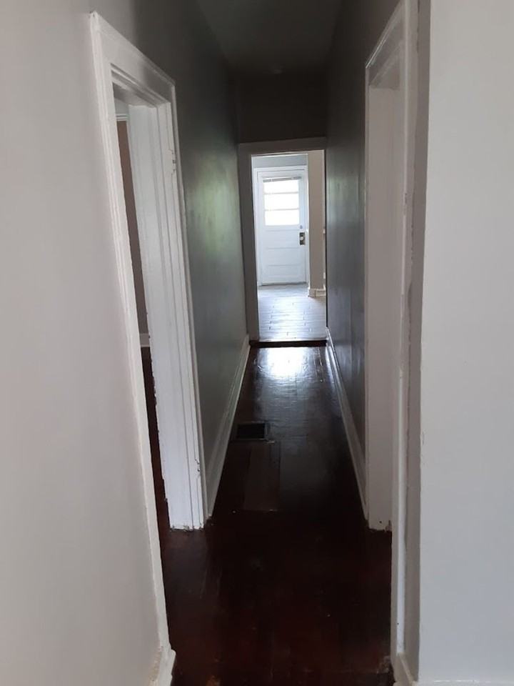 112 S 46th St - Photo 4 of 14