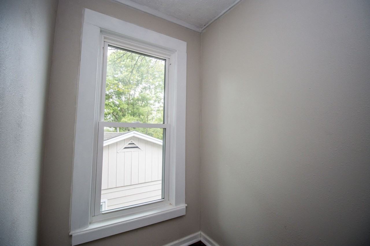 1805 Monroe St - Photo 3 of 29
