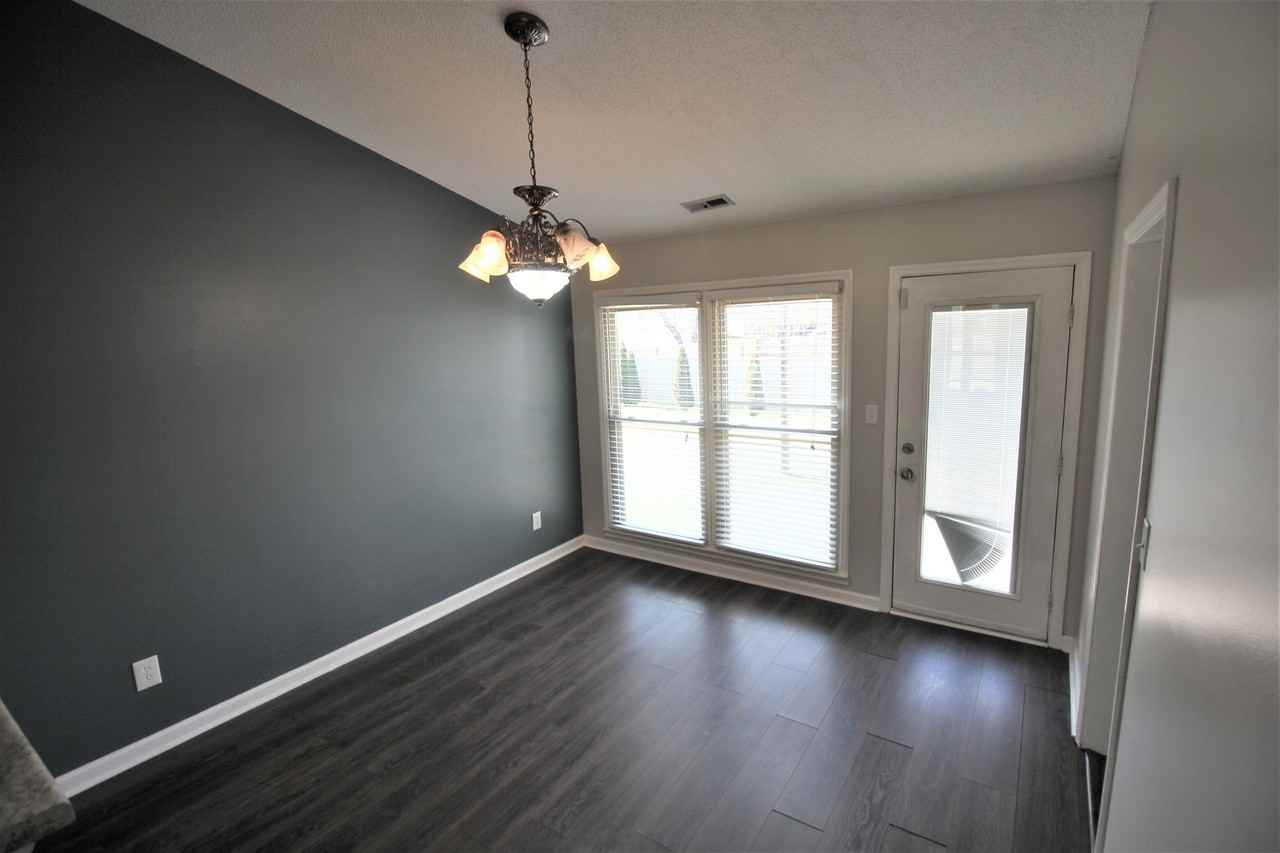 111 Bibb Dr - Photo 5 of 23