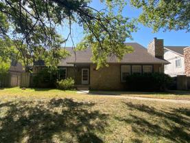 1033 Redwood Road - Photo 1 of 1