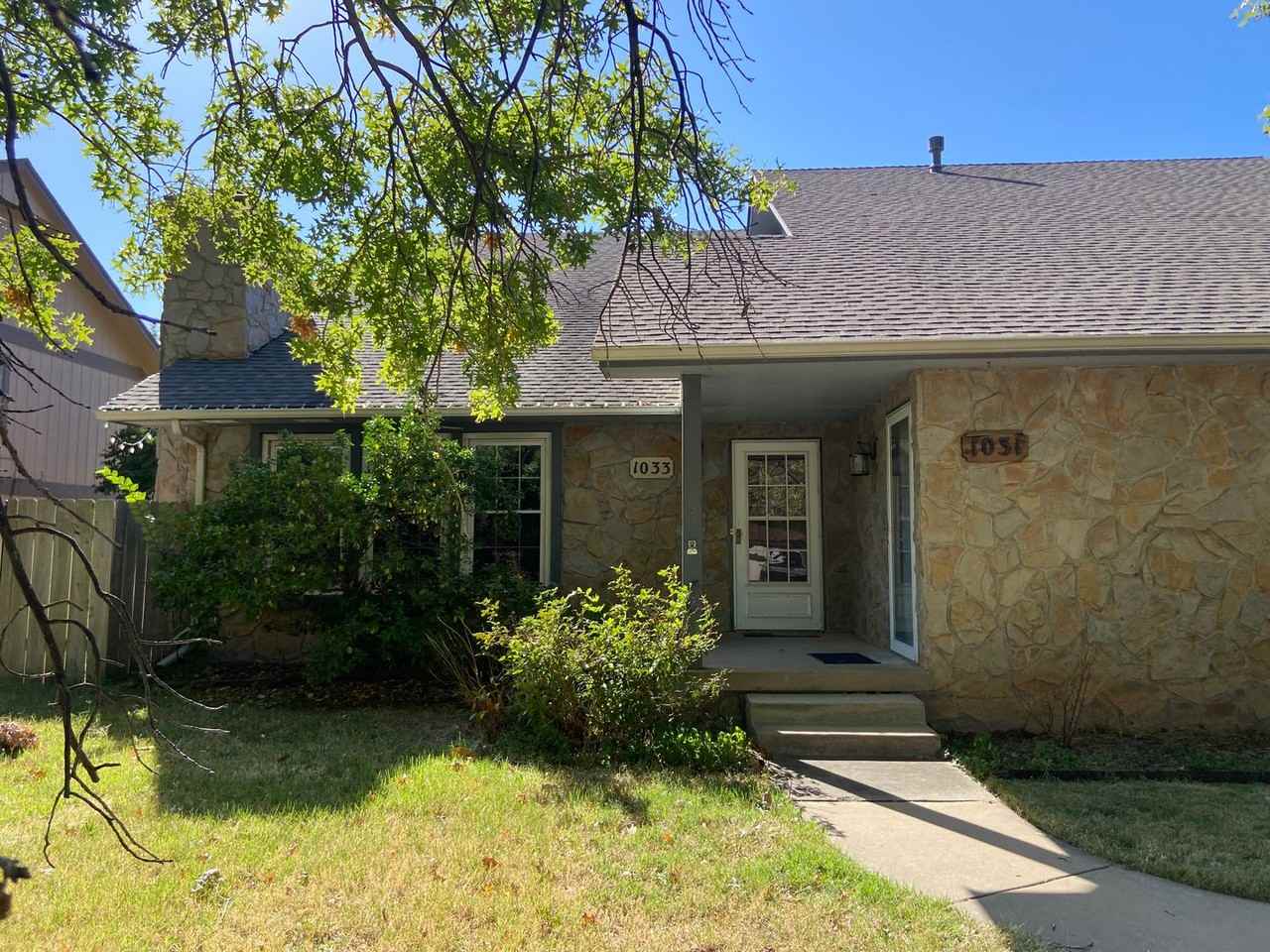 1033 E Redwood Rd - Photo 2 of 16