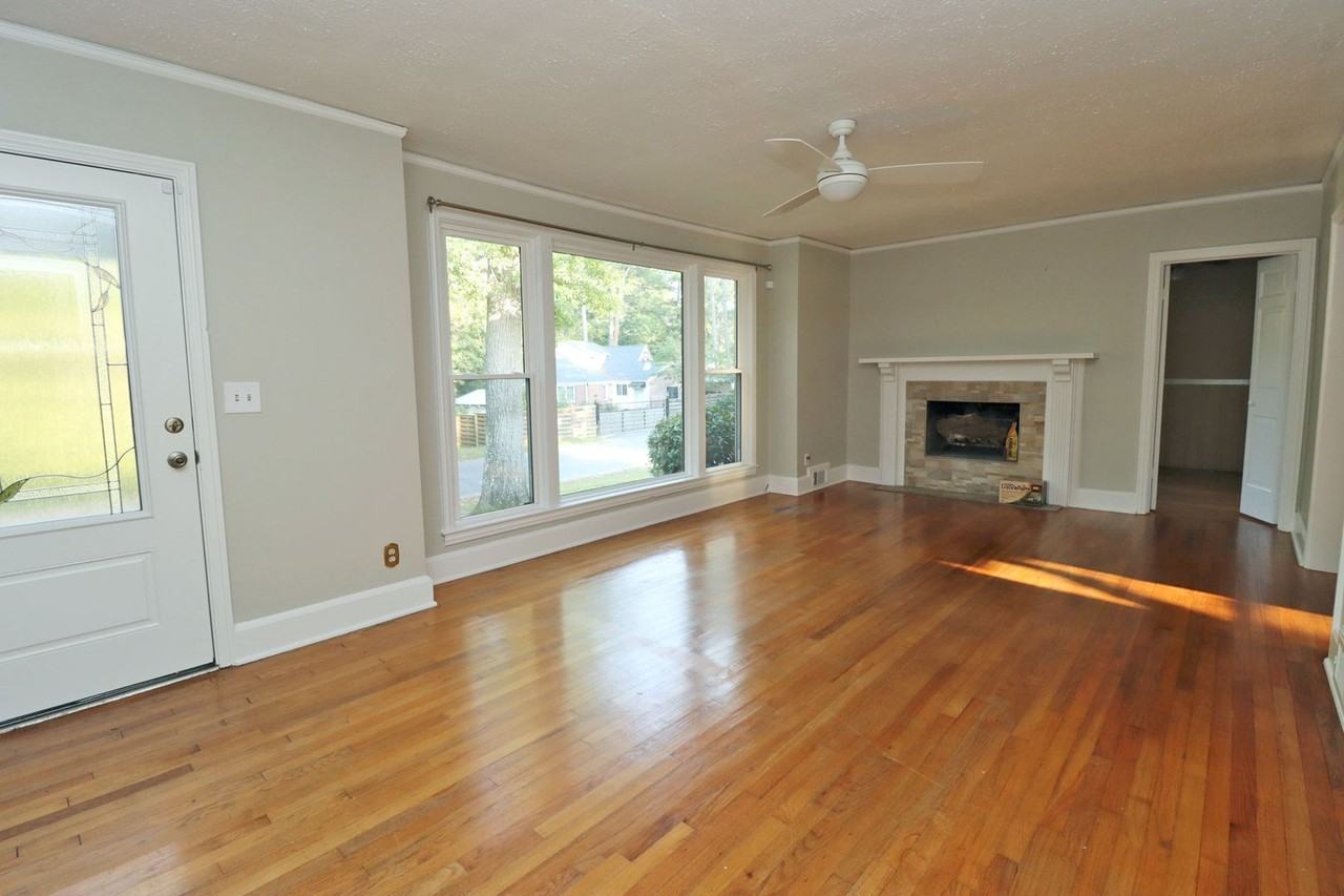 3938 Wilmot Ave - Photo 3 of 50