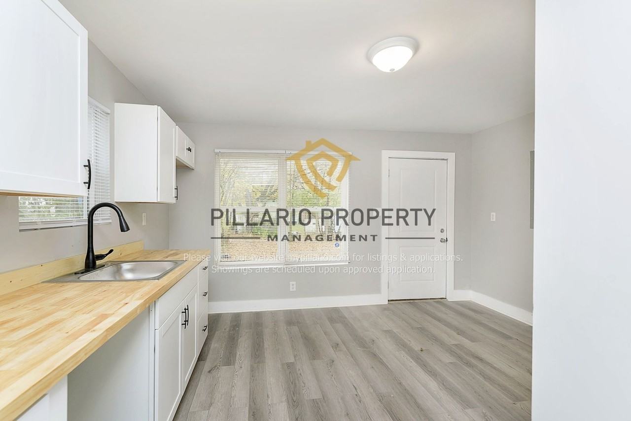 1436 Congress Ave - Photo 2 of 19
