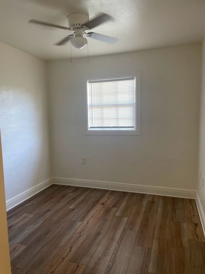 3117 Saint Charles St - Photo 7 of 10