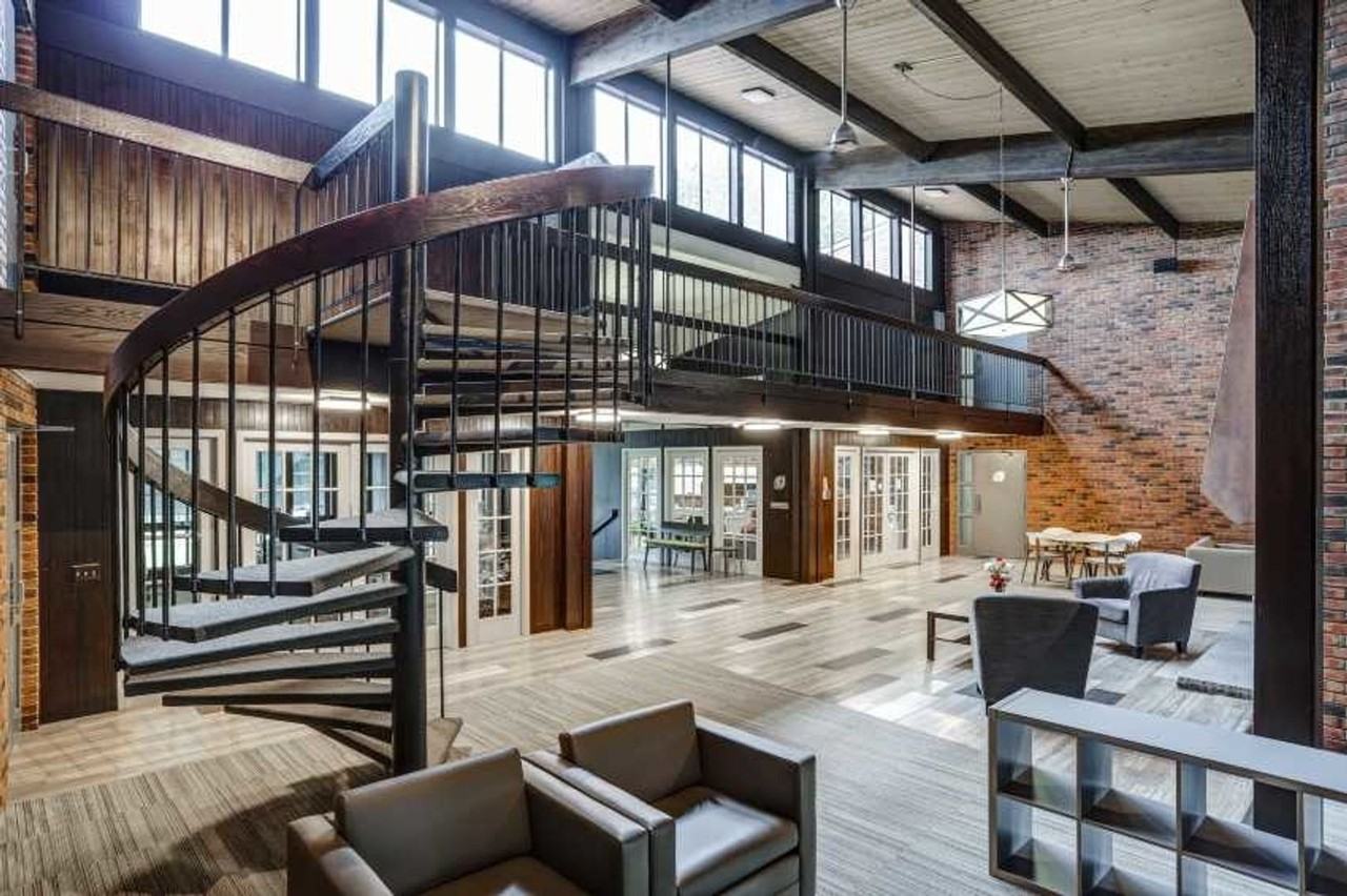 46161 Village Green - Photo 2 of 20