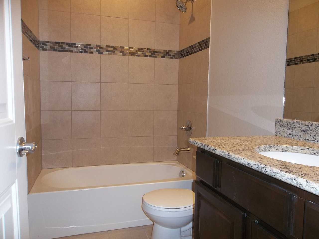 115 S 8th St - Photo 6 of 11