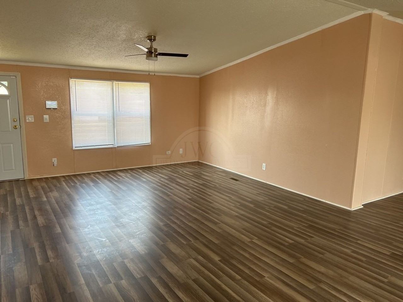 5013 Tiffany Cir - Photo 5 of 30