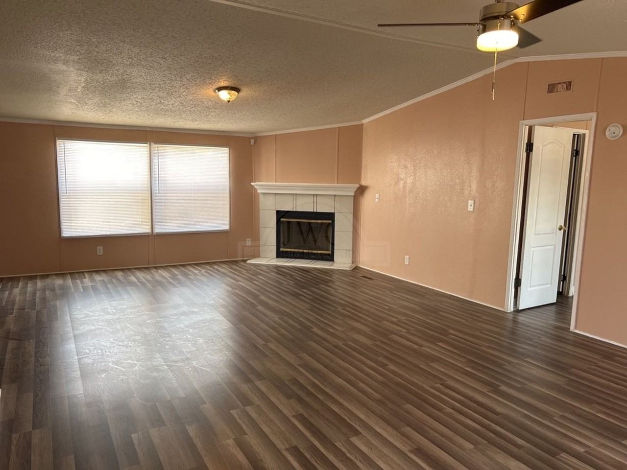 5013 Tiffany Cir - Photo 7 of 30