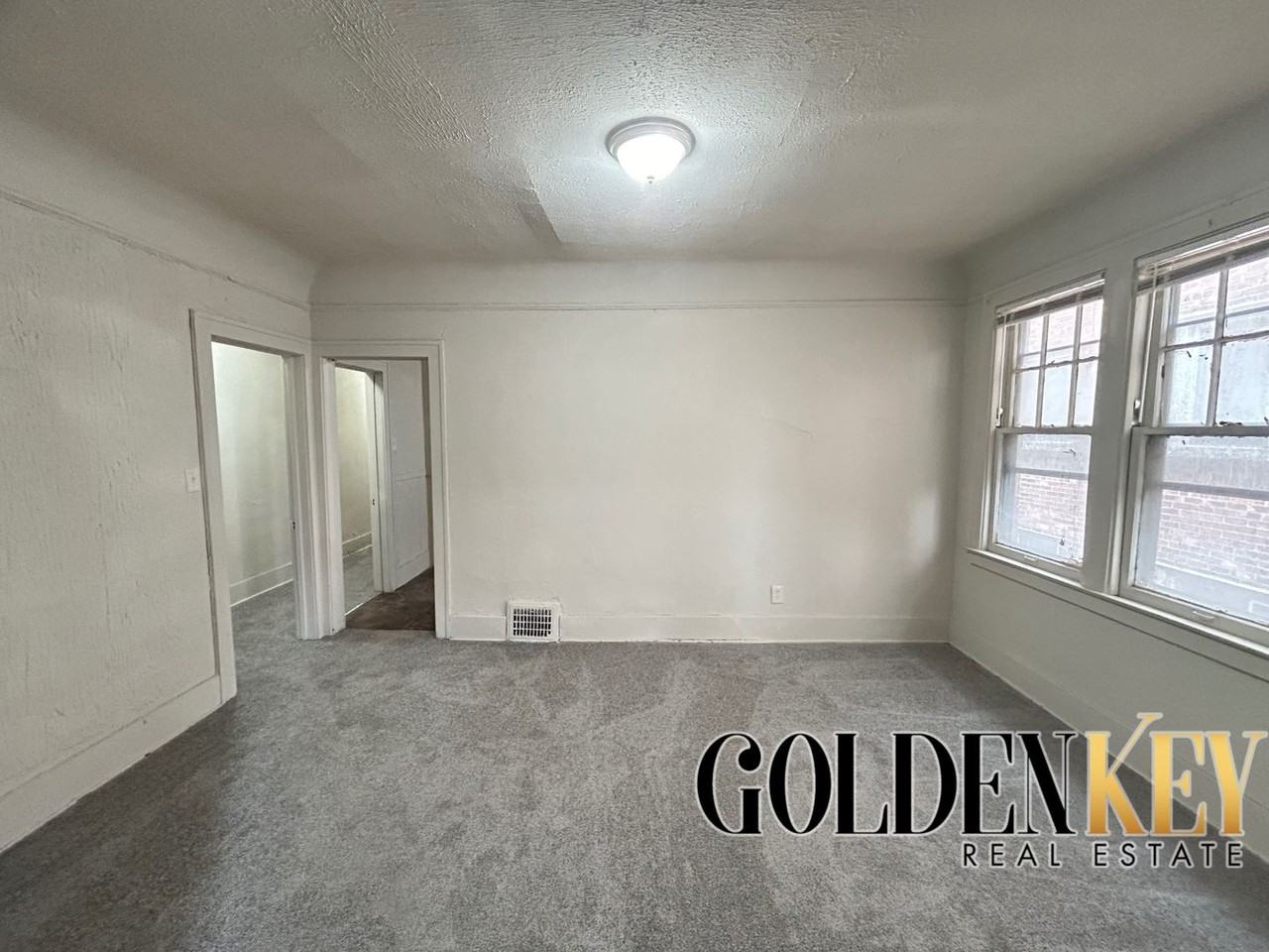 2638 Richton St - Photo 4 of 16