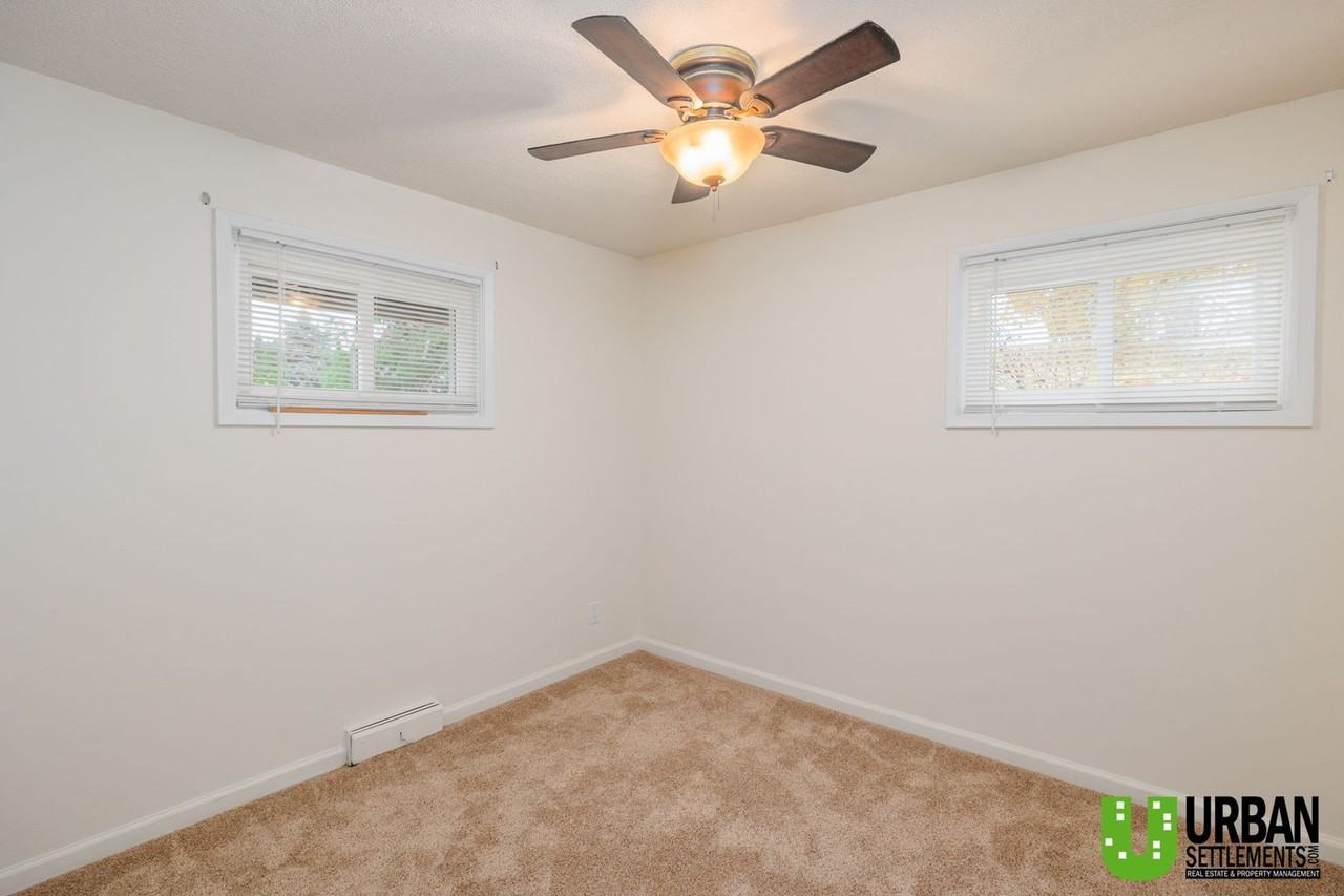 6520 N Howard St - Photo 7 of 29