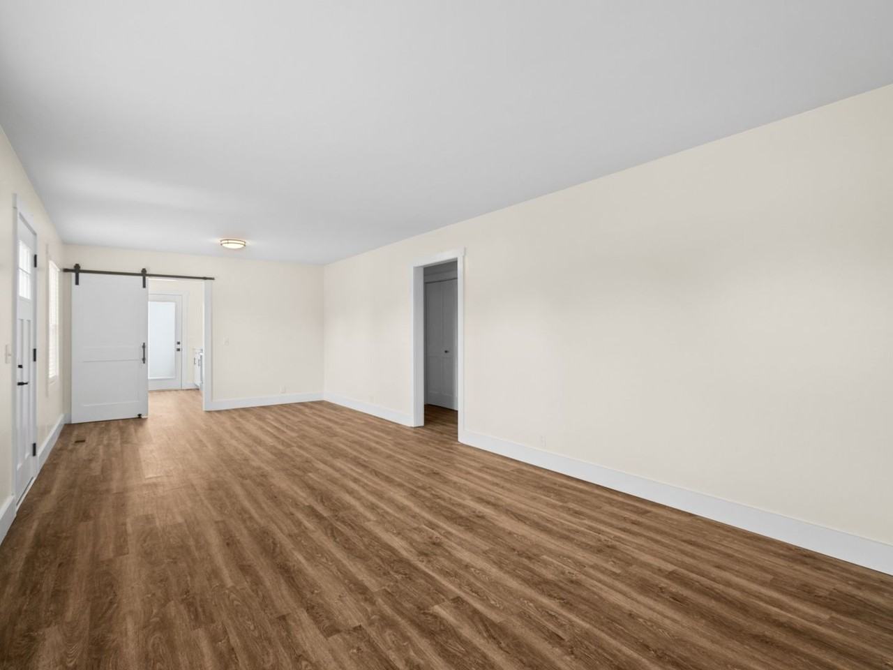 2128 Sharondale Dr - Photo 7 of 18