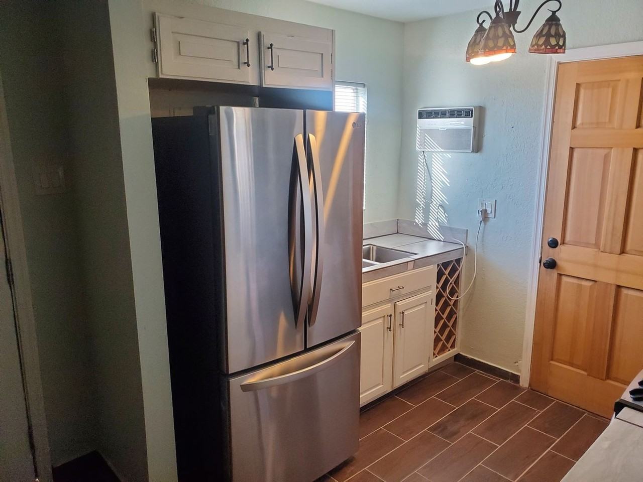 238 E Pederson Dr - Photo 5 of 12