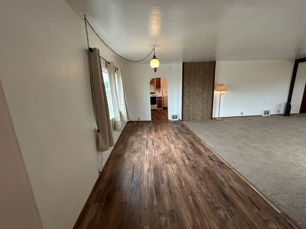 13504 W Taylor Rd - Photo 4 of 17