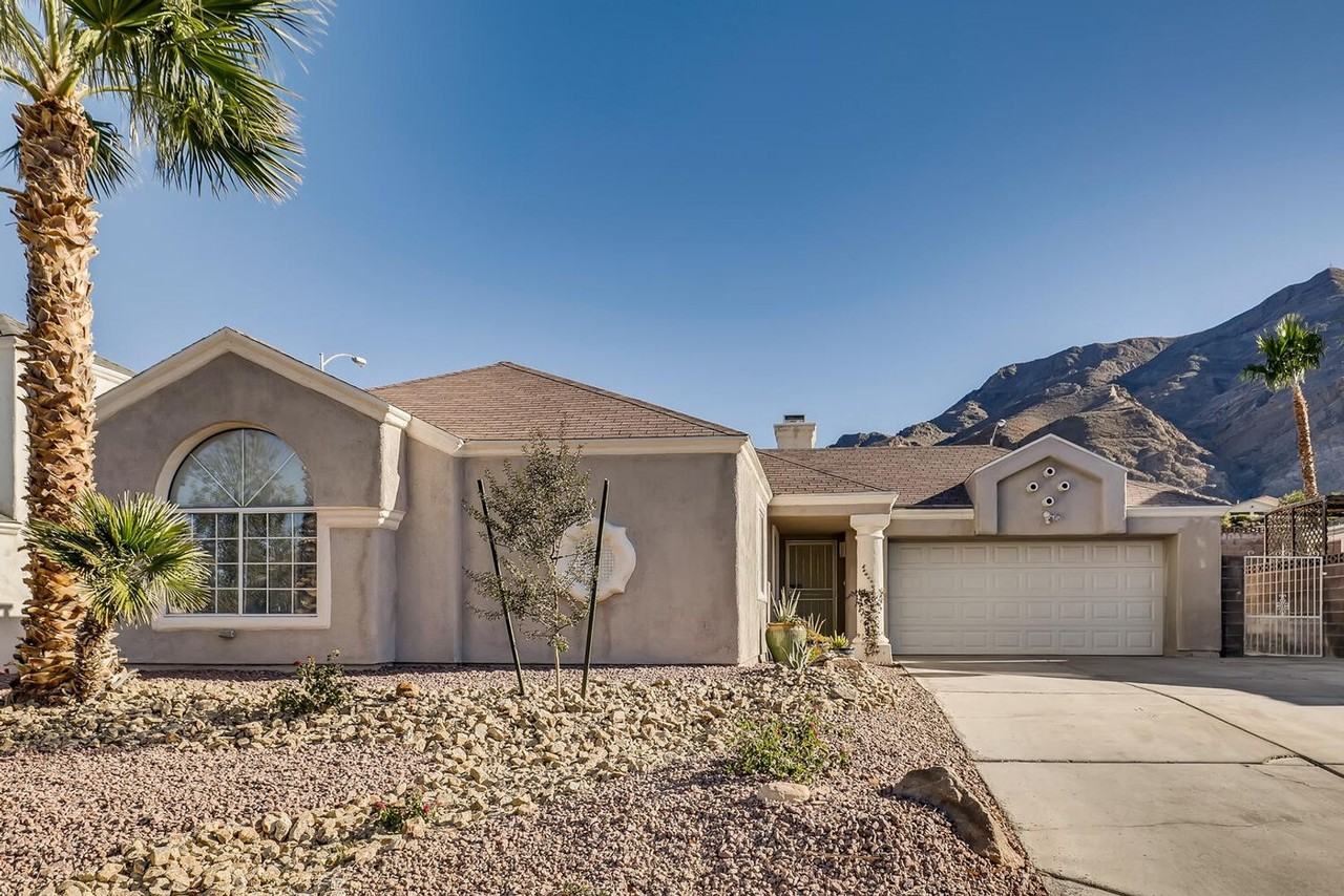 1960 Whiton St - Photo 2 of 27