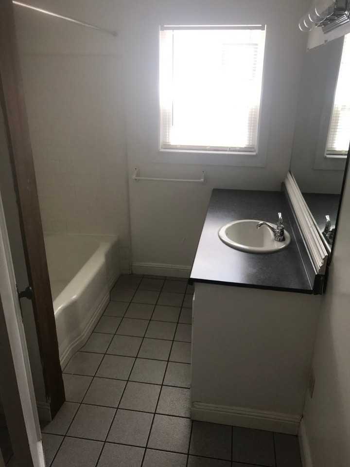 1207 Warner - Photo 6 of 25