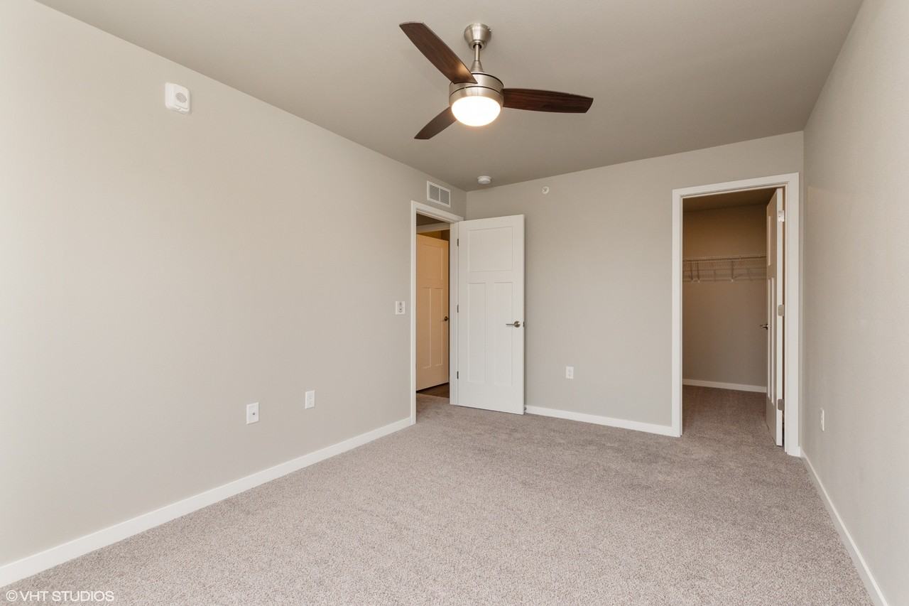 Buffalo Ridge Townhomes - Photo 4 of 10