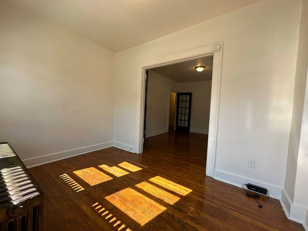 235 Halket Place - Photo 6 of 9