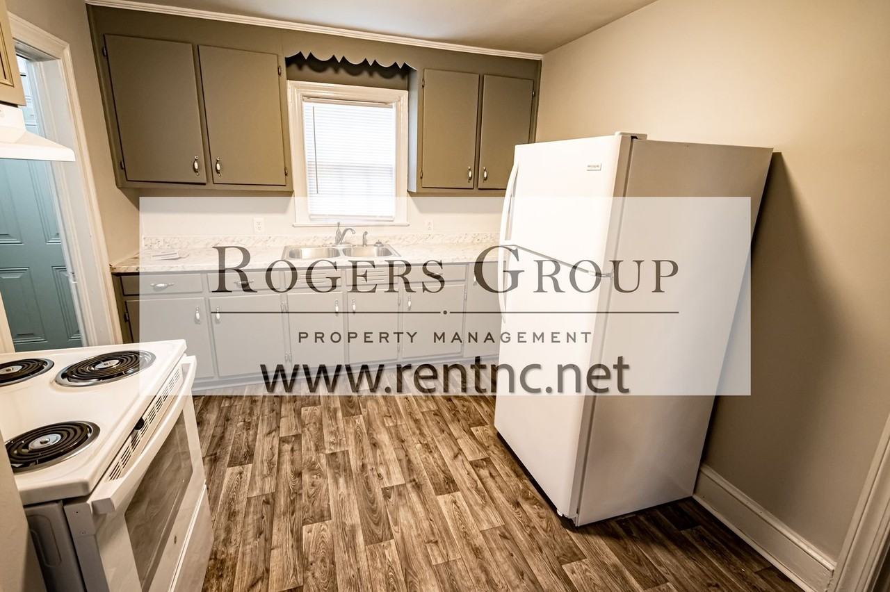 110 Watson Dr - Photo 2 of 11