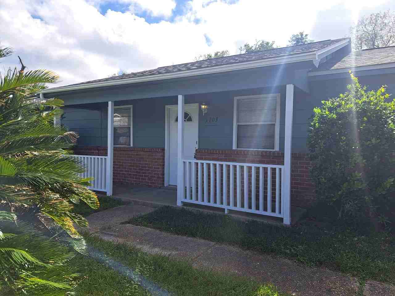 7103 Glendora St - Photo 2 of 32