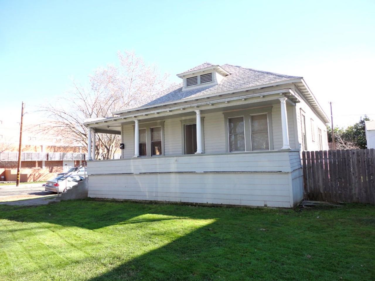 805 Rio Chico Way - Photo 2 of 27