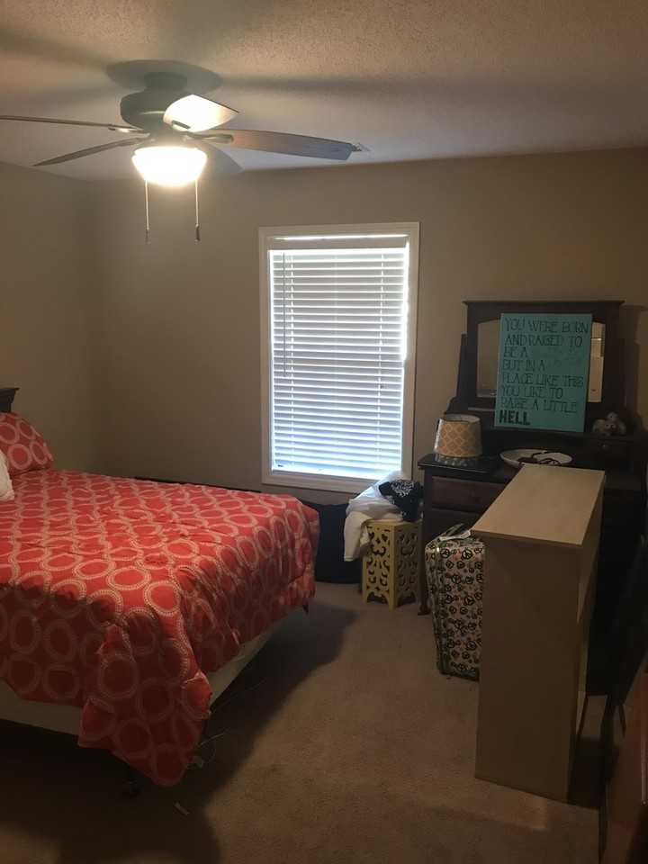 104 Bailey Patricia Ave - Photo 2 of 10