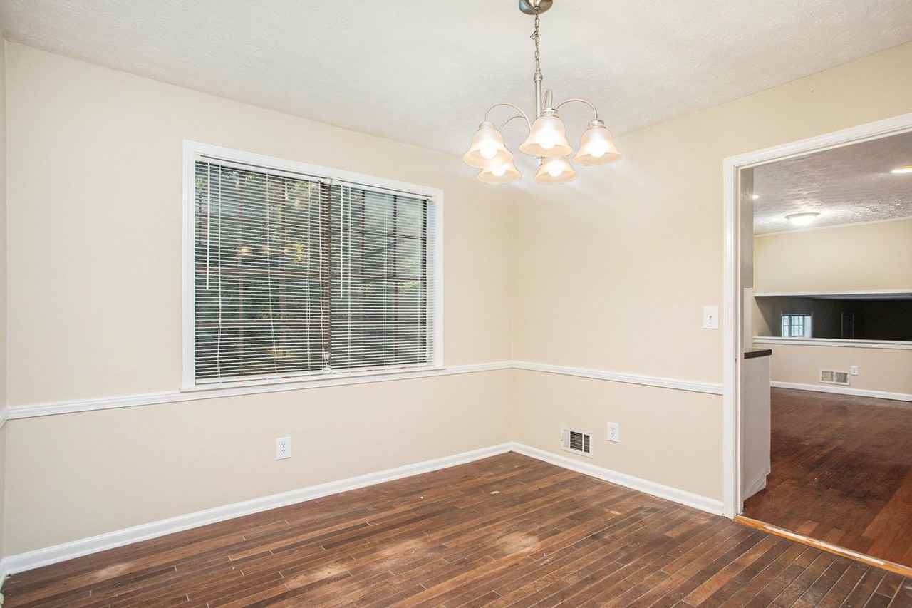 3735 Londonderry Ct - Photo 4 of 21