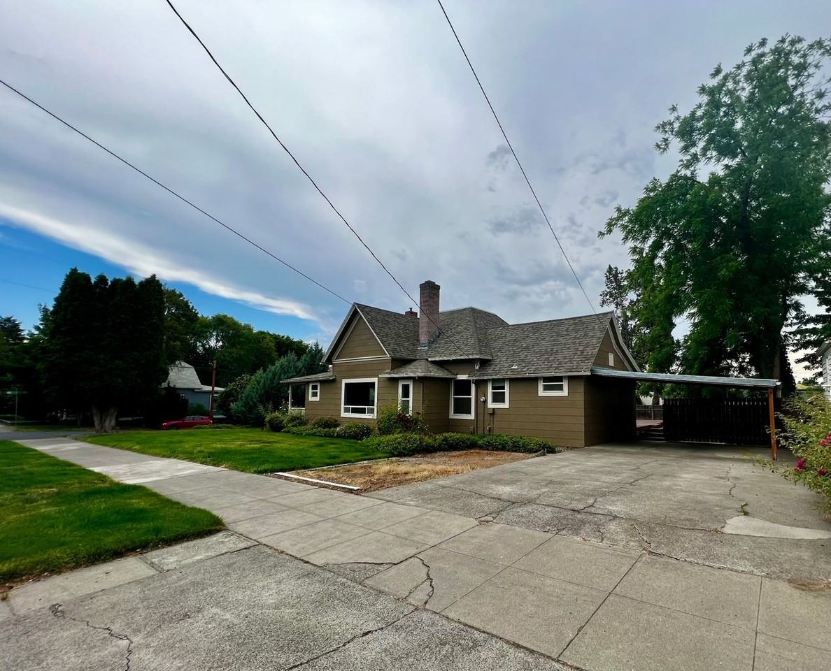 123 Northwest 7th Street - Photo 3 of 22