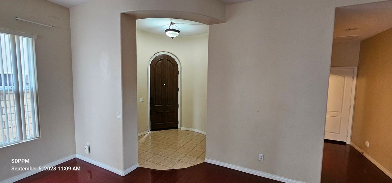 12955 Flintwood Way - Photo 3 of 42