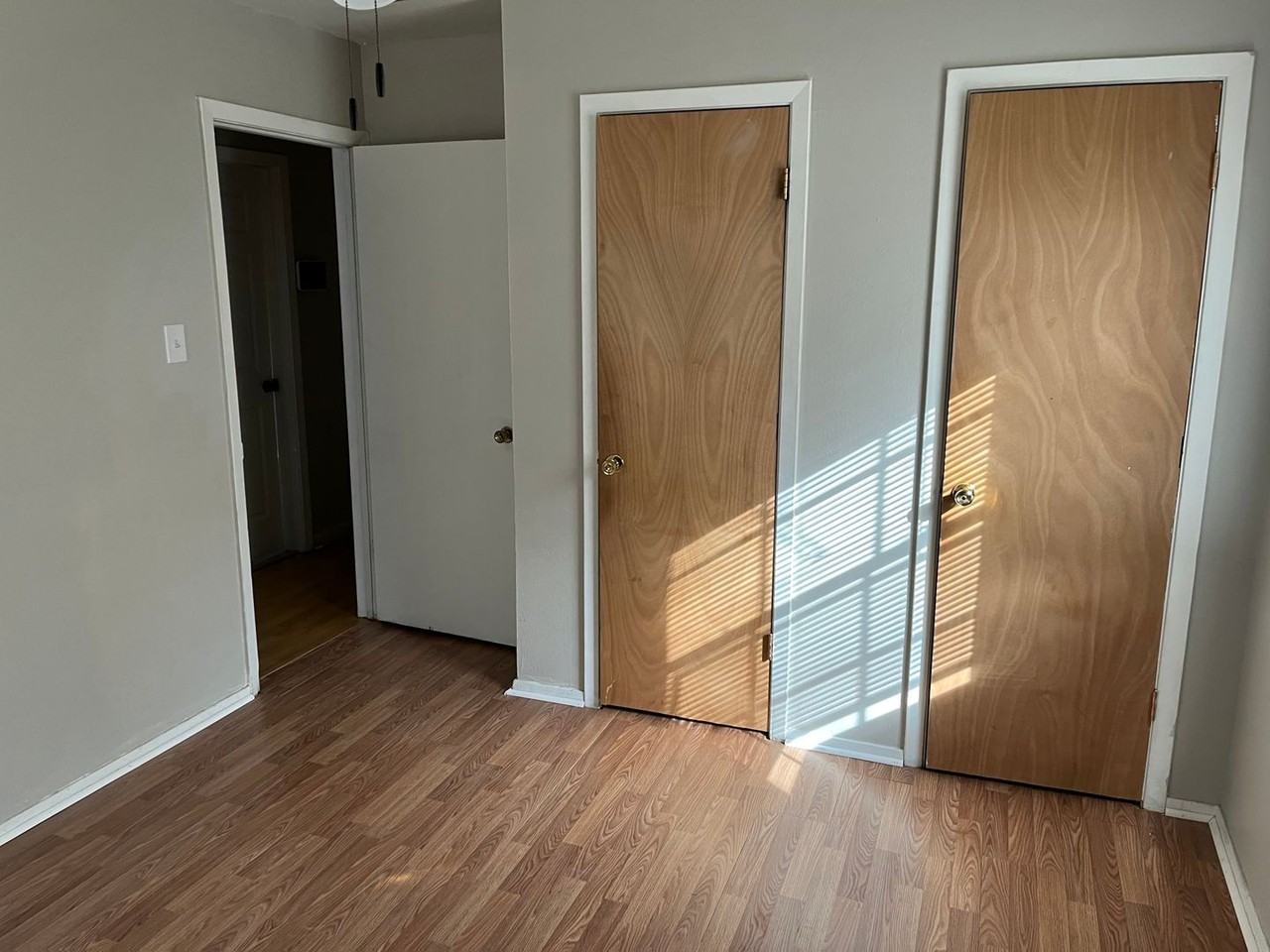 8967 Hawthorne Dr - Photo 7 of 9