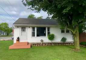 featured image of 943 Bellvue Dr