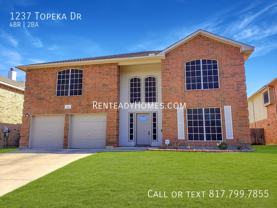 1237 Topeka Dr - Photo 1 of 1