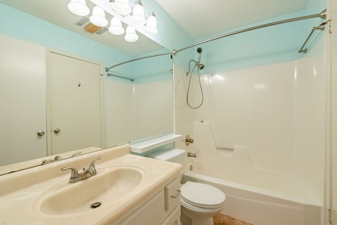 1712 Coturnix Dr - Photo 7 of 15