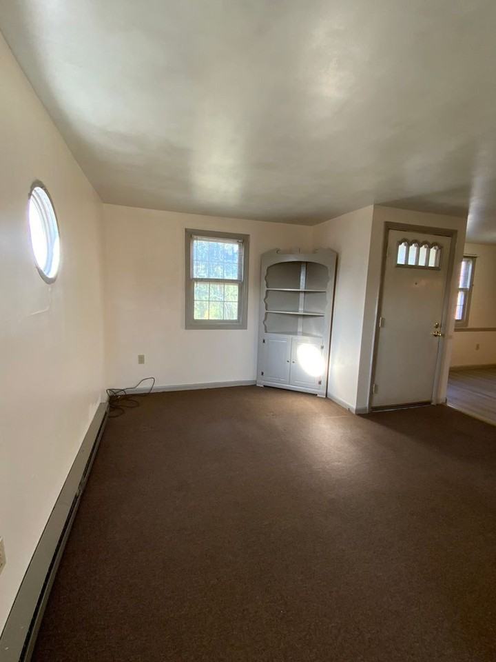 114 Millersville Rd - Photo 3 of 8