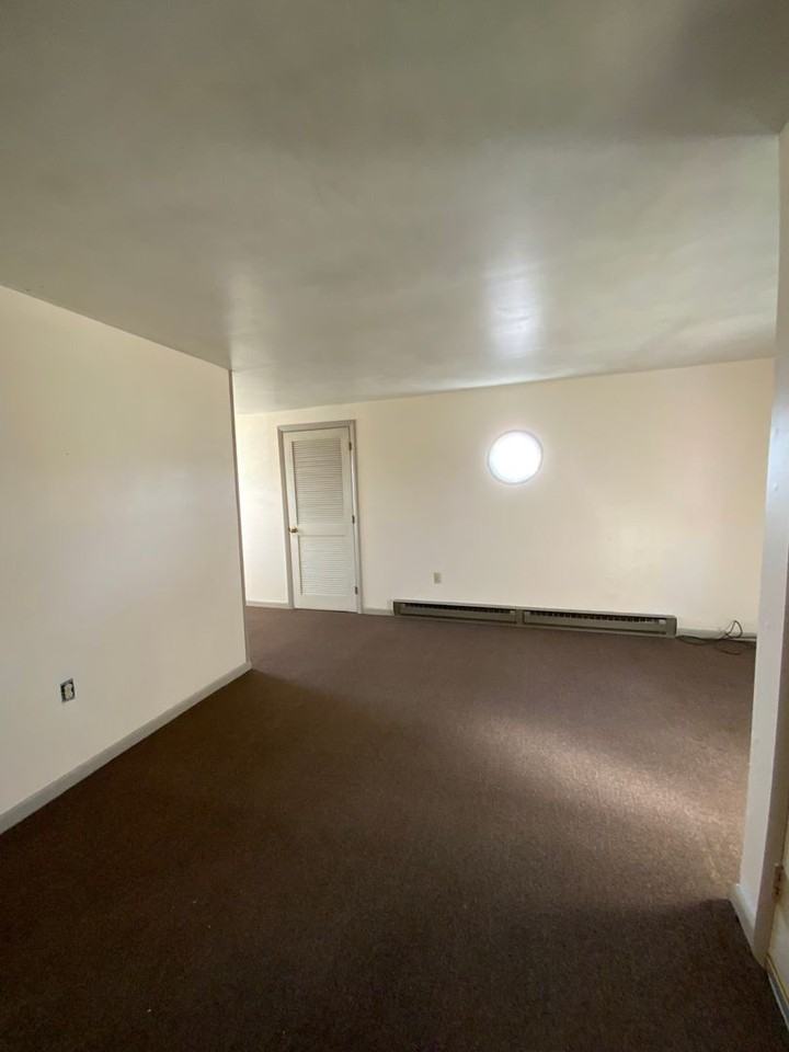 114 Millersville Rd - Photo 4 of 8