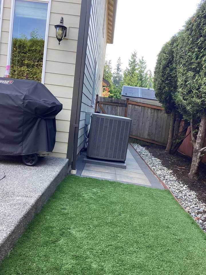 1009 Campbell Ave - Photo 2 of 17