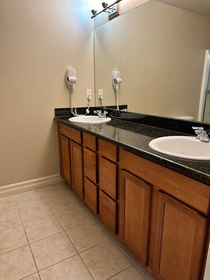 8419 116th Ave Se - Photo 2 of 26