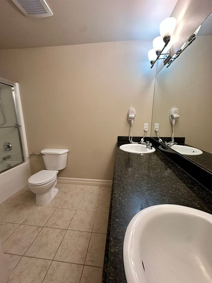 8419 116th Ave Se - Photo 3 of 26