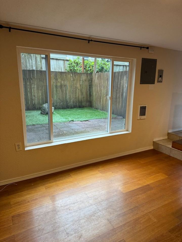 7321 Glenridge Way Sw #B - Photo 6 of 19