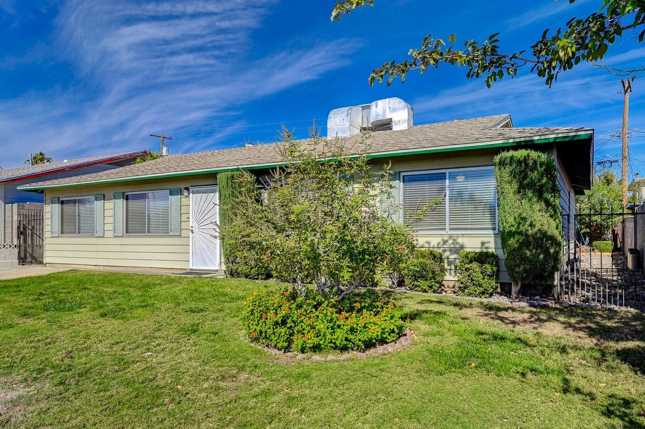 6208 Casada Way - Photo 3 of 50