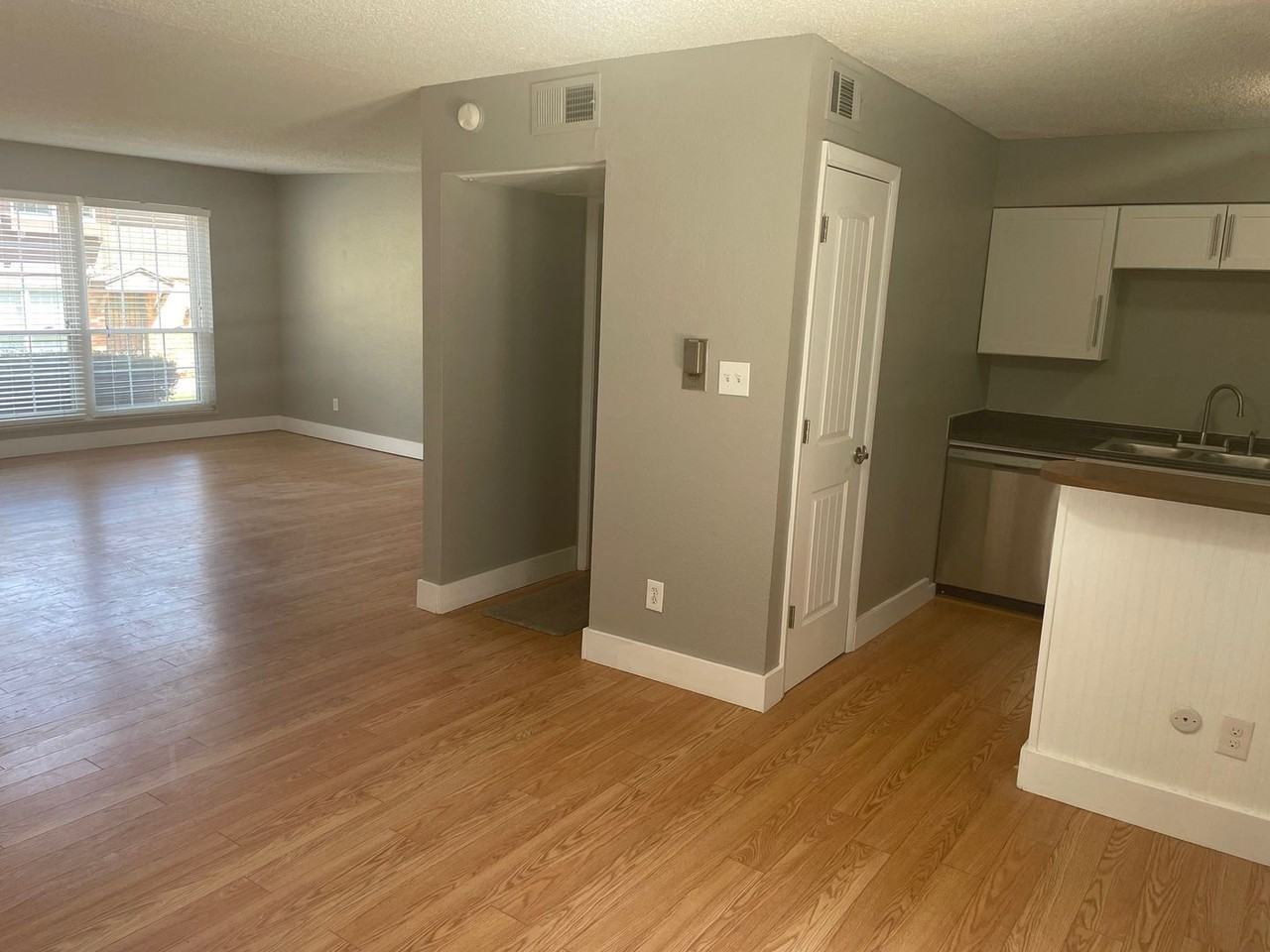 3825 S Monaco Street Pkwy #131 - Photo 7 of 29