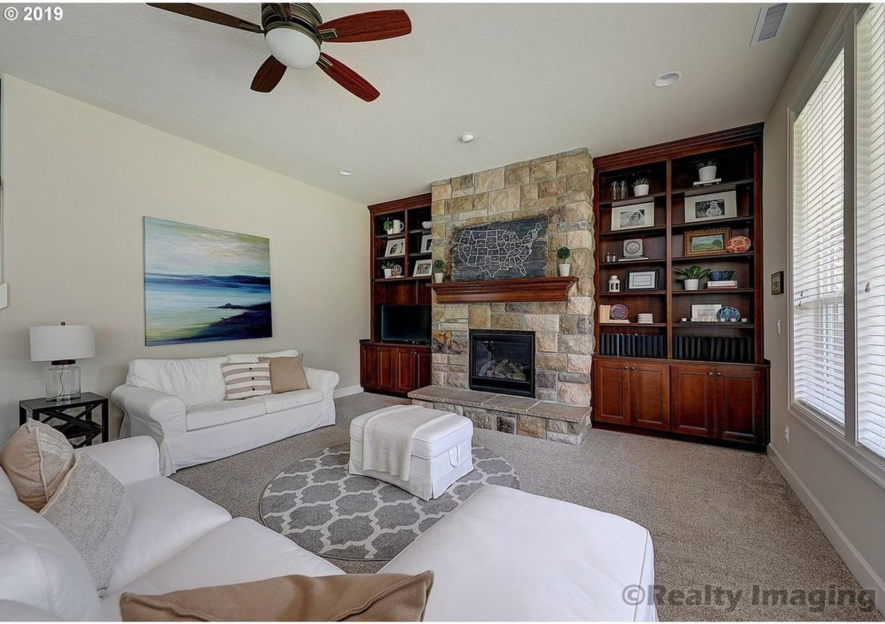 2570 Nw 108th Ter - Photo 5 of 50