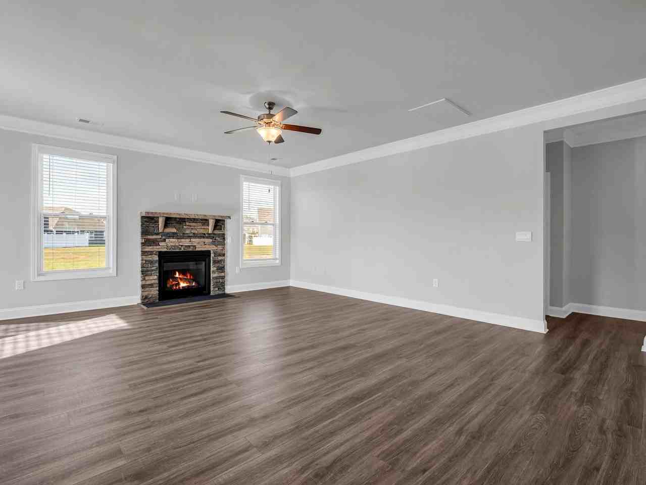 23 Silverthorne Ct - Photo 7 of 39