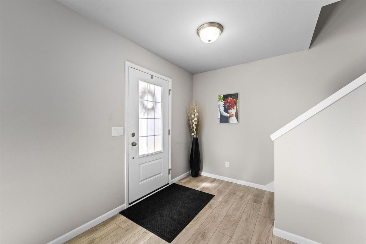 2908 S Syene Rd - Photo 3 of 20