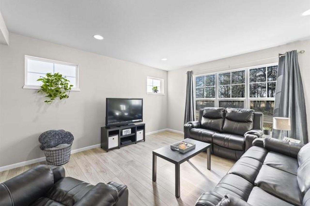 2908 S Syene Rd - Photo 6 of 20